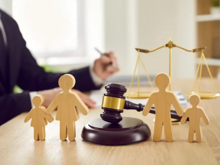 Velayetin Kullanılması Kendisine Bırakılmayan Tarafın Çocuğu Ziyaret Hakkı